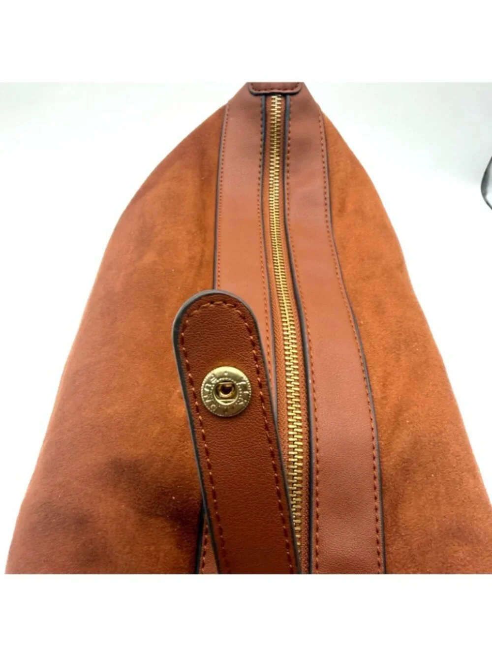 Sondra Roberts Squared Brown Slouch Hobo Shoulder Bag Faux Suede Zip Purse